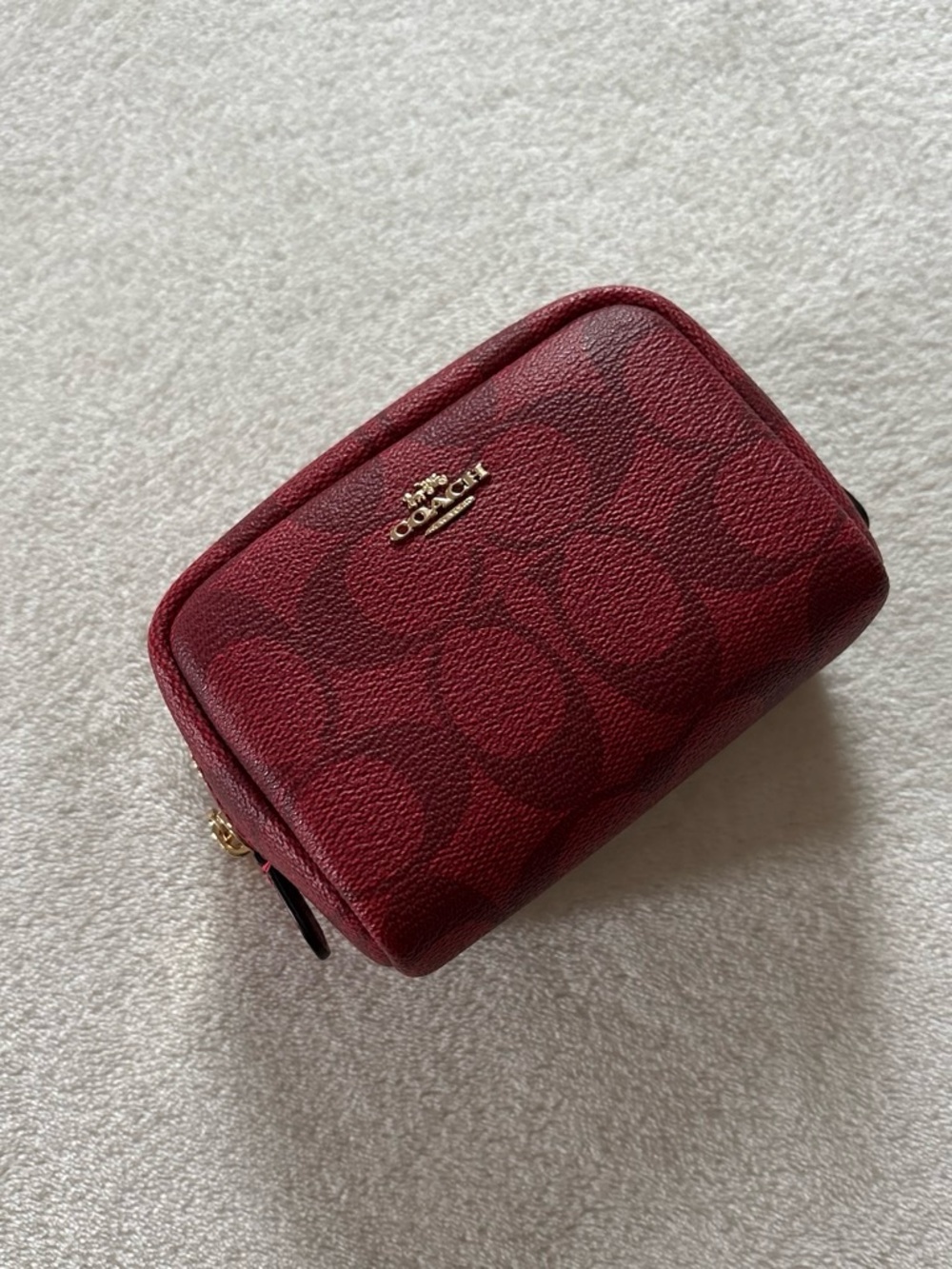 Coach Red Signature Pattern Zippered Mini Makeup Cosmetic Pouch - READ - Picture 2 of 5